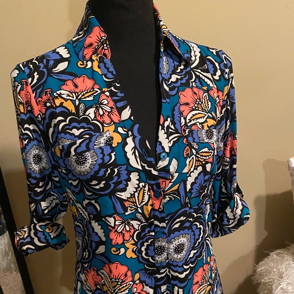NWT Express Portofino Slim Fit Blouse Size XS